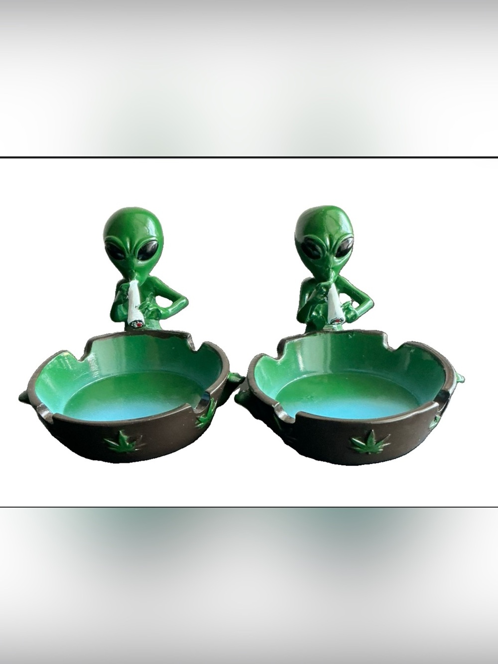 Set of 2 Green Alien Novelty Ashtrays 4” x 3” Collectible Home Decor
